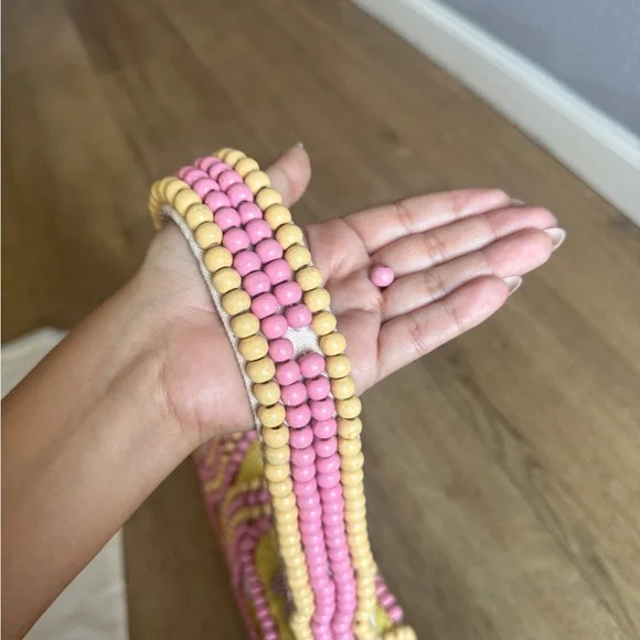 BUTTER BLOSSOM BEADED BAG - Picture 2 of 12